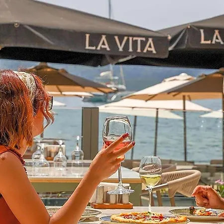 호텔 La Marmaris *